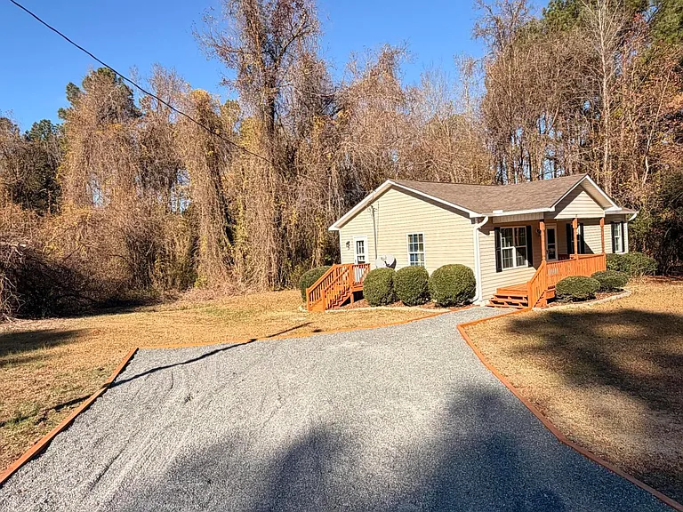 112 Madison Rd — Photo 3