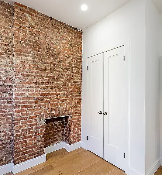 337 E 13th St #9 — Photo 13