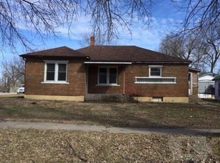 219 N Linden St, Lamoni, IA 50140