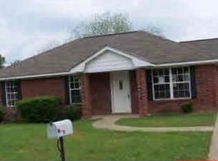 301 Ridgecrest Dr, Jacksonville, TX 75766