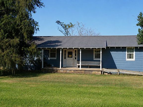 2nd image of 949 County Road 1410