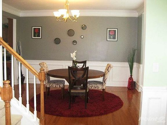 Formal dining room