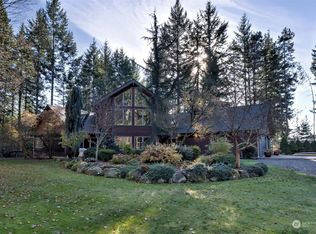 140 E Johns Creek Dr, Shelton, WA 98584