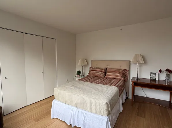 1500 Lexington Avenue image 10 of 16