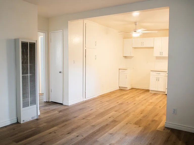 Jessie Street Apartments — Photo 18
