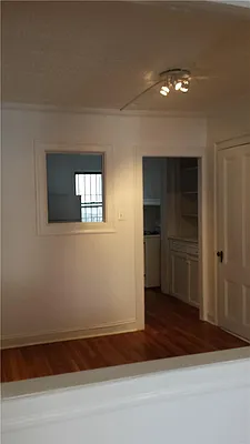 Rented by R New York | media 18