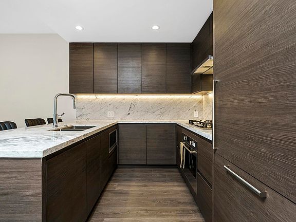 3rd image of 305 Morrissey Rd #805