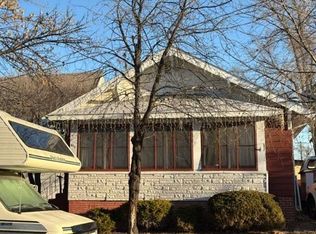 411 E Valentine St, Glendive, MT 59330