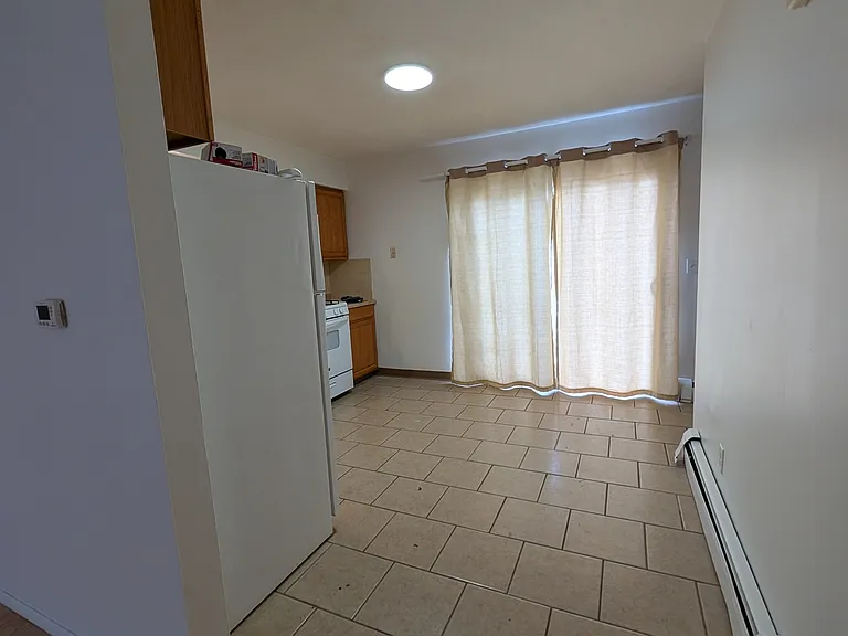 2 Curtis Ct — Photo 3