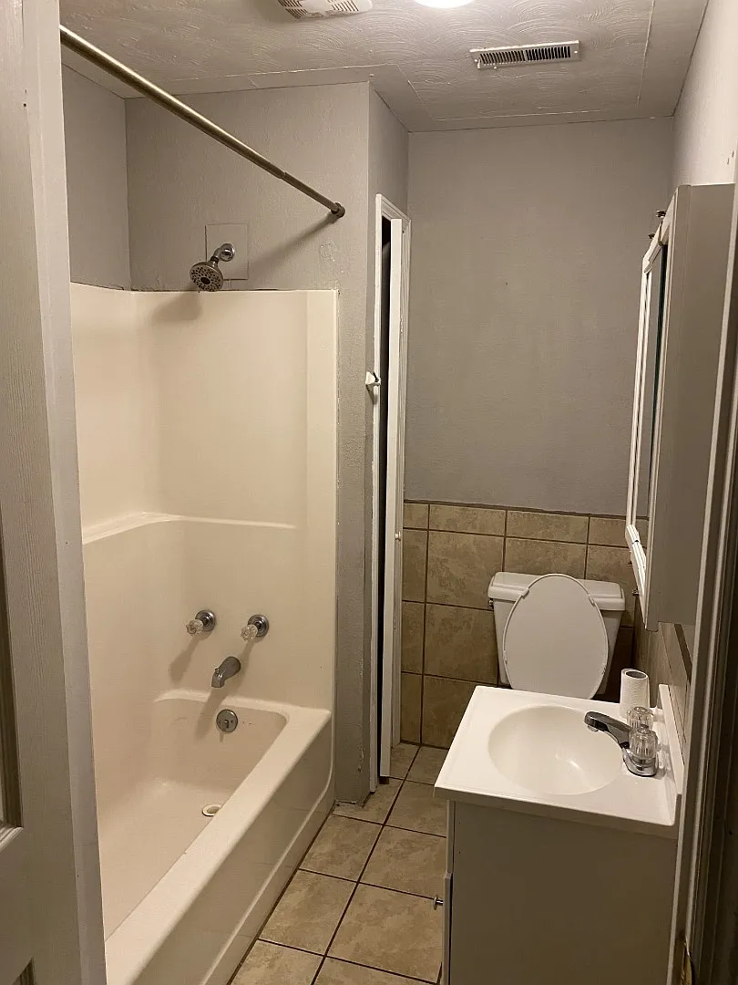 10835 Bent Branch Rd — Photo 2