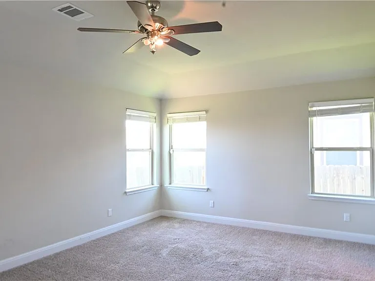 124 Gray Wolf Dr — Photo 21