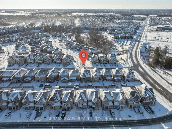 10 Deer Pass Rd, East Gwillimbury, ON L9N 0S5