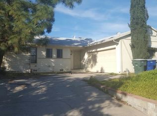 2029 E Acacia Ave, Fresno, CA 93726