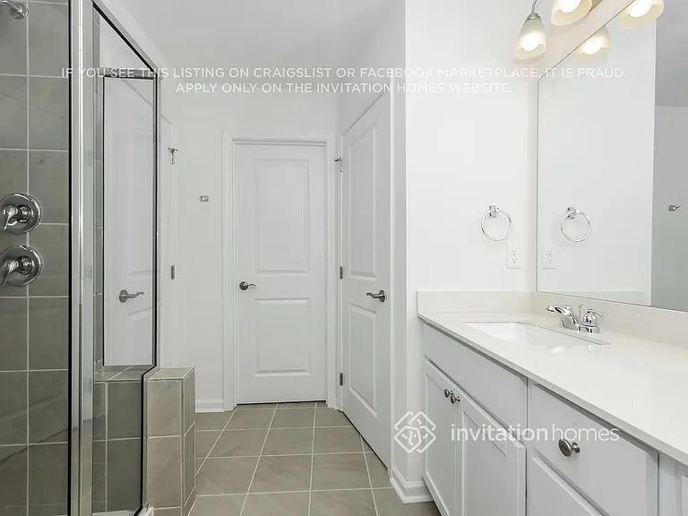 3802 Lantern Ln — Photo 14