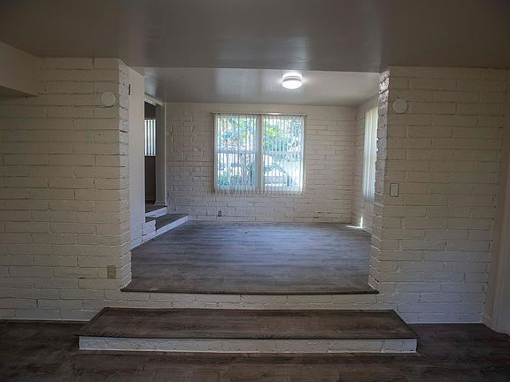 5th image of 7317 Linda Dr