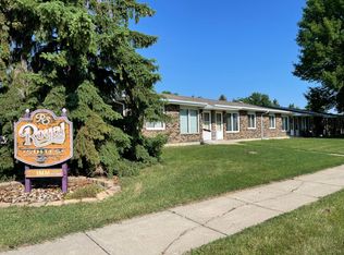2015 8th St NW #129, Minot, ND 58703
