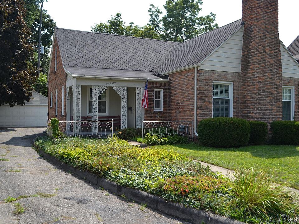 1st image of 601 Kensington Ave