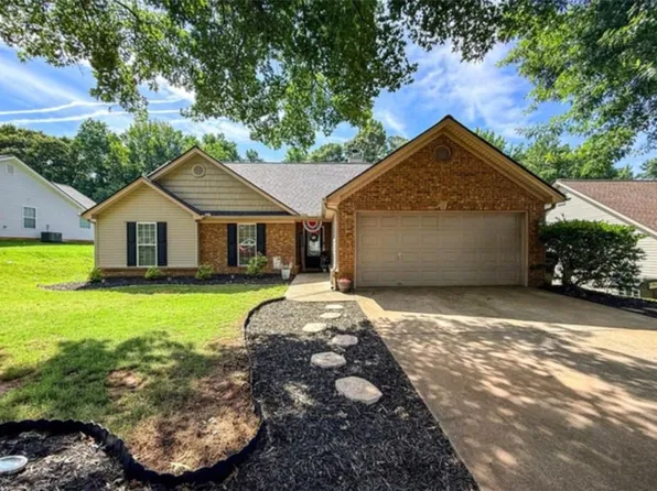 255 River Mist Cir, Jefferson, GA 30549