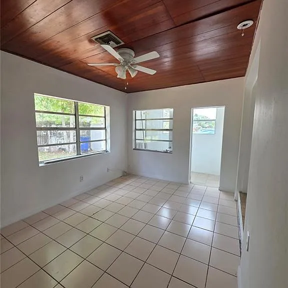 2103 Unity Ave — Photo 28