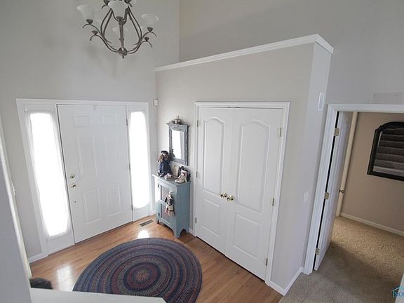4th image of 108 Black Canyon Dr