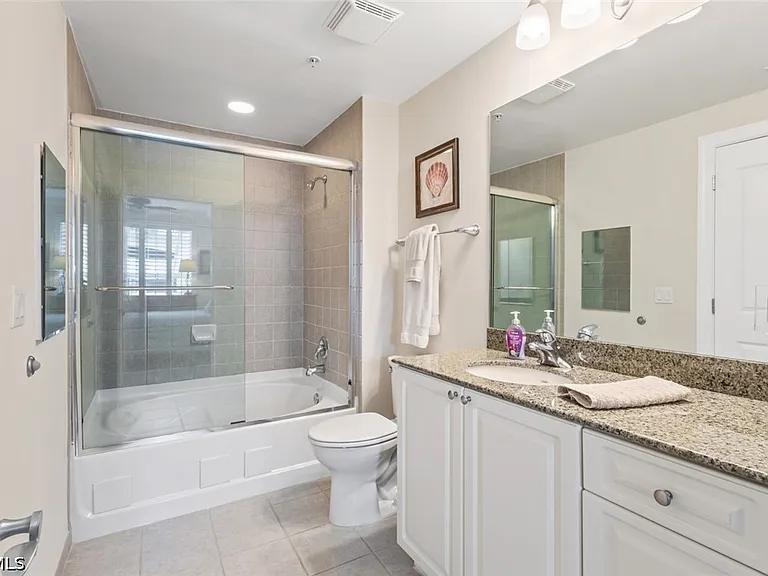 2825 Palm Beach Blvd #203 — Photo 19