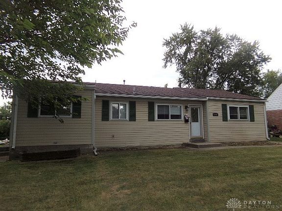 2nd image of 2104 Hazel Ave