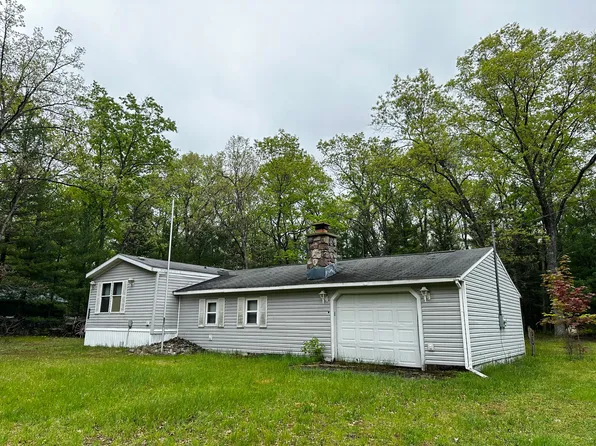 1627 W Delong Dr, Baldwin, MI 49304