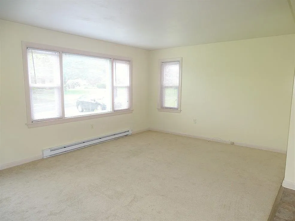 2 bed, 1026 sqft, $1,650 — Photo 4