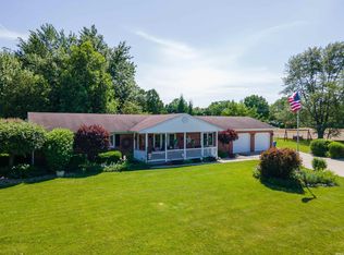 519 Allen Dr, Sweetser, IN