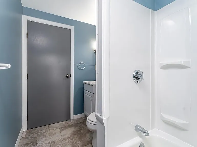 139 Cony St #7 — Photo 7