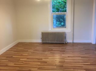 93 Franklin St, Clinton, MA 01510