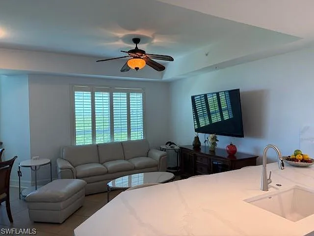 3 bed, 3.5 bath, 2818 sqft, $20,000 — Photo 4