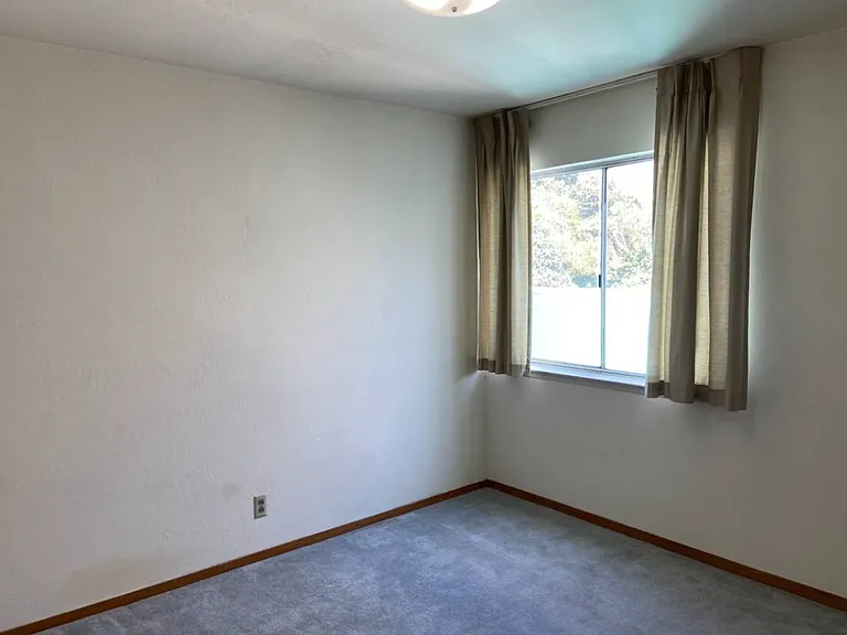 4198 San Bruno Ave #7 — Photo 8