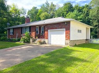 72 Boyd St, Cherry Valley, MA 01611