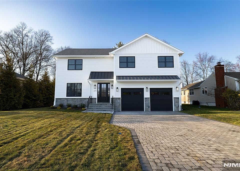 1st image of 274 Cornwall Rd