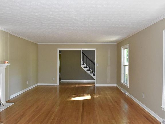 4th image of 5411 Rosecliff Dr