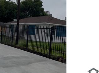 1704 Sam Wilson St, Houston, TX 77020