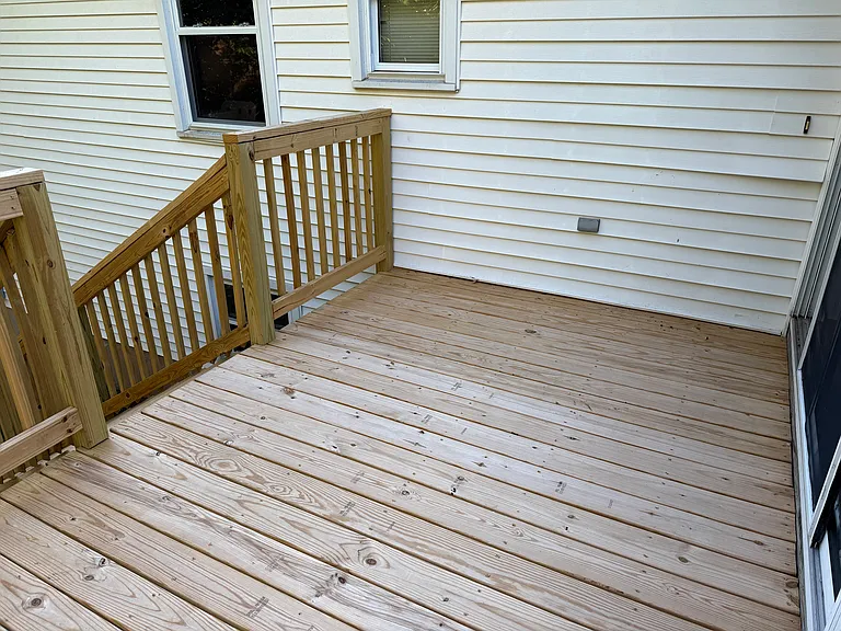 90 Robertson Dr — Photo 39