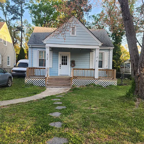 2808 Kenwood Ave Photo 1
