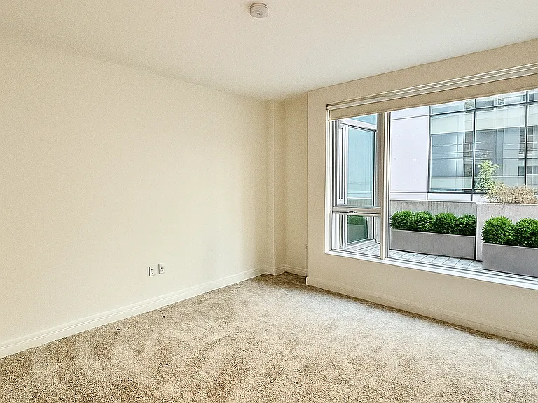 631 Folsom St #2C — Photo 9