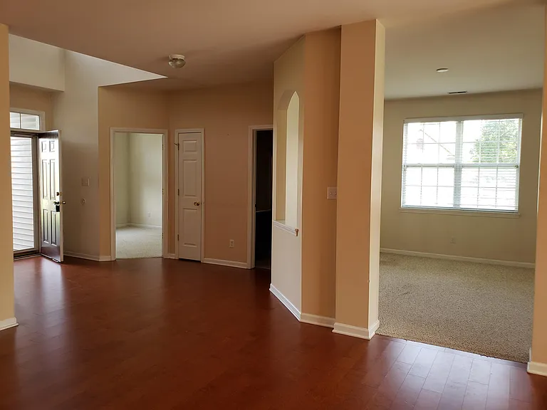 842 Grand Haven Way — Photo 2