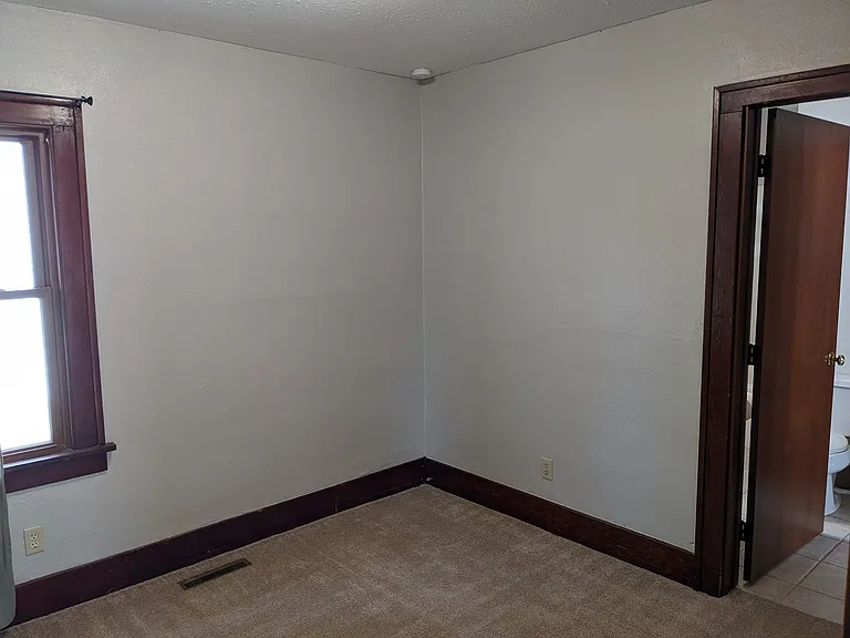 720 2nd St — Photo 33