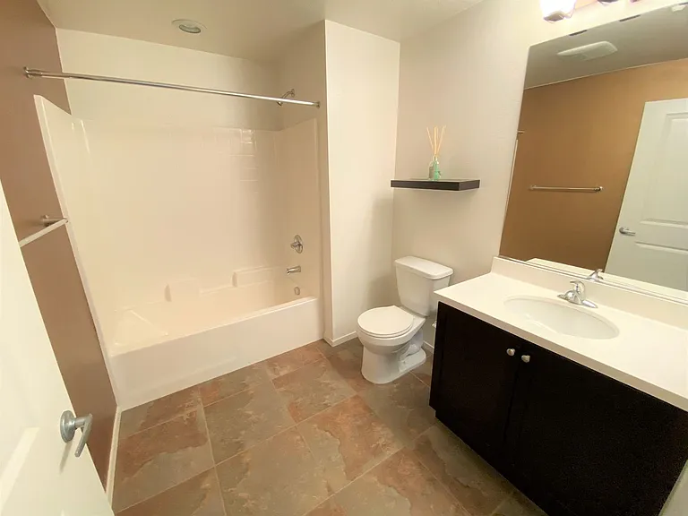 13126 Union Ave #401 — Photo 15