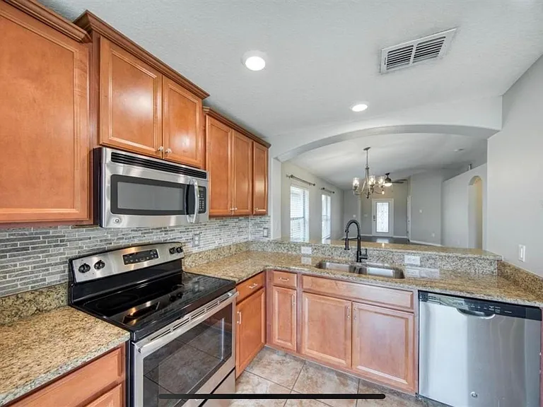10124 Newminster Loop — Photo 9