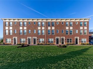 904 Brownstone Row, Springboro, OH 45066