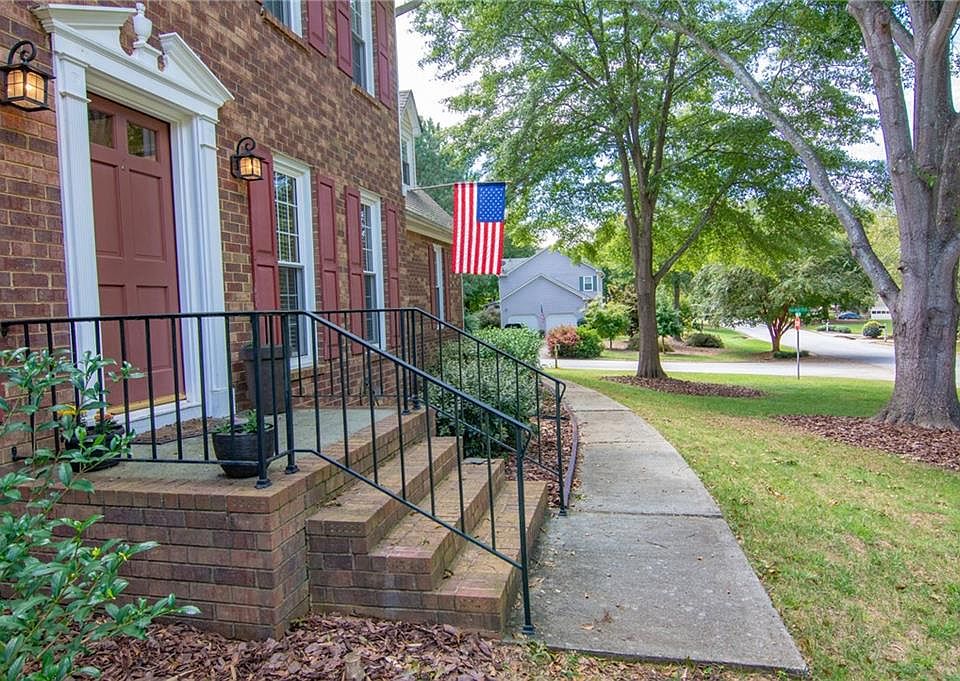 1st image of 1552 Pine Bluff Ct