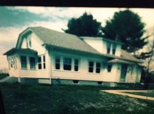 10 Elmdale Rd, Uxbridge, MA 01569