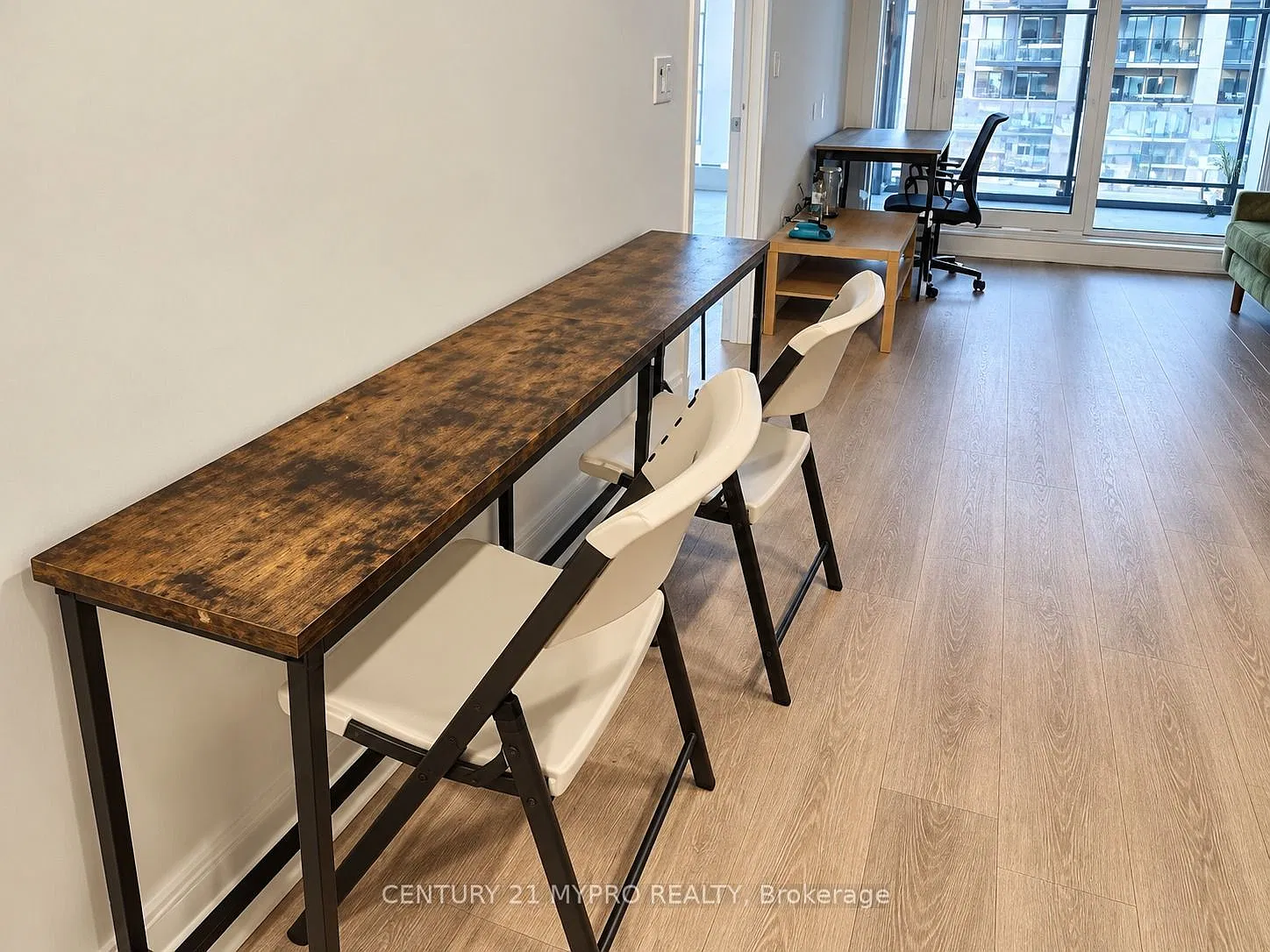 2 bed, $2,550 — Photo 2