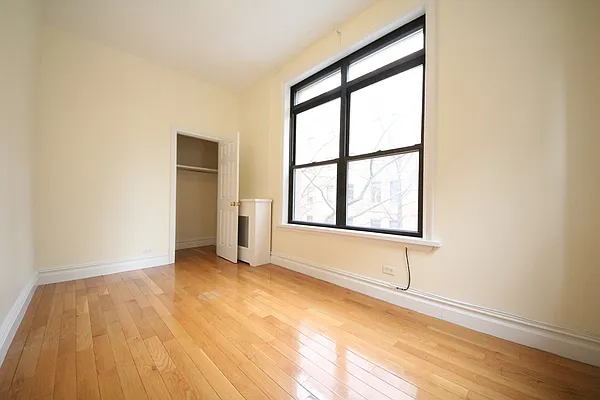 Rented by (Legacy) NY Quality Living Uptown | media 11