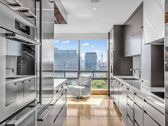 2nd image of 625 Avenue Rd #2003